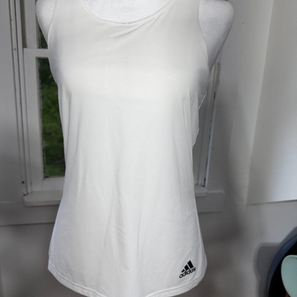 Adidas Ladies White Workout tennis top size medium